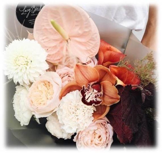 A caramel twist of salmon,Burgandy,yellow_orange,white,orange_brown,salmon